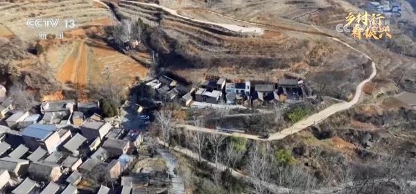 小山沟蕴藏大优势 “写生经济”绘出乡村腾飞“新画卷”