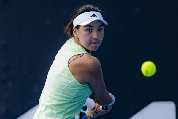 澳网综合 | 卫冕冠军双双晋级