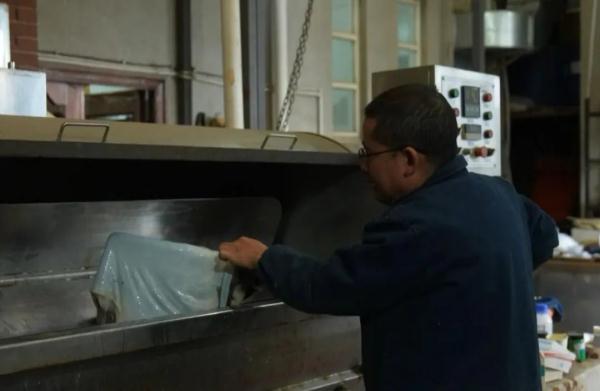 “起死回生”的标本师 “起死回生”的标本师