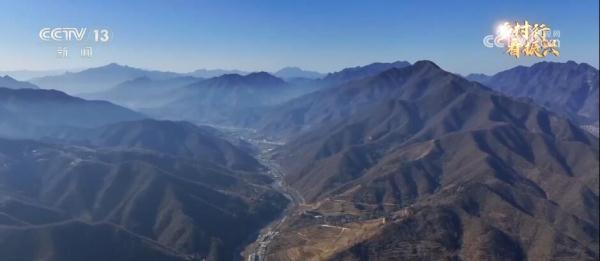 小山沟蕴藏大优势 “写生经济”绘出乡村腾飞“新画卷”