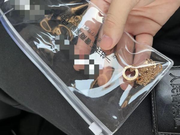 谁给的勇气让警察为你“证明清白”?海宁一女子自投罗网! 谁给的勇气让警察为你“证明清白”?海宁一女子自投罗网!