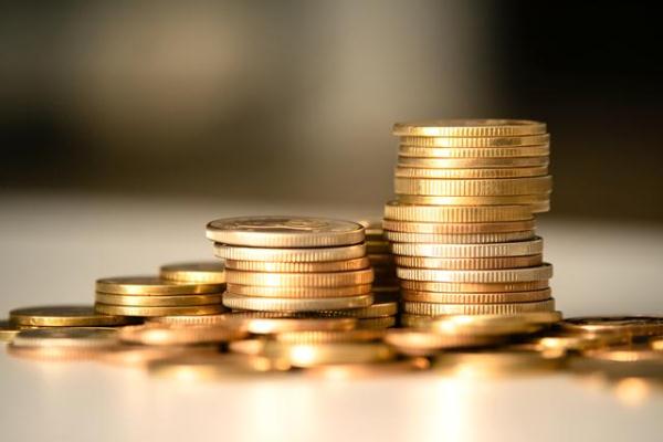 民营医院院长与中介联手,骗取医保基金近400万元 民营医院院长与中介联手,骗取医保基金近400万元