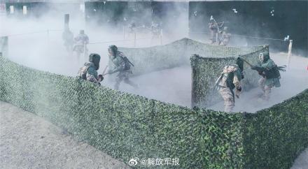 高燃!直击武警特战分队实战化砺兵现场 高燃!直击武警特战分队实战化砺兵现场