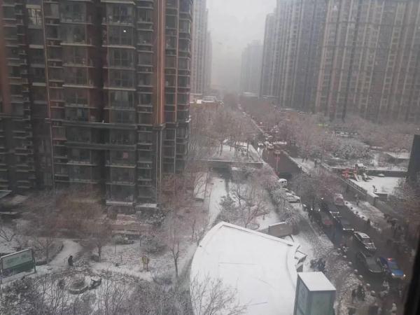 石家庄下雪了！会下大吗？还会下多久？