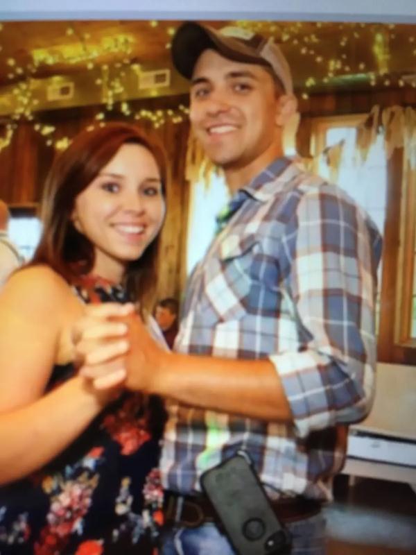 美媒:美国热气球坠毁致4死,一遇难者生前最后一刻发短信与女友告别 美媒:美国热气球坠毁致4死,一遇难者生前最后一刻发短信与女友告别