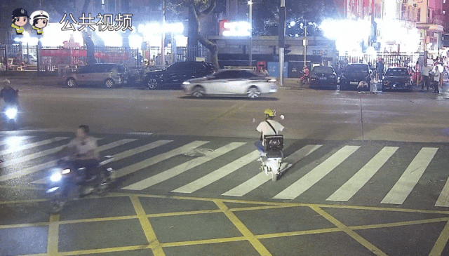 斑马线上惊现“滑板少年”!家长、学生寒假要注意 斑马线上惊现“滑板少年”!家长、学生寒假要注意