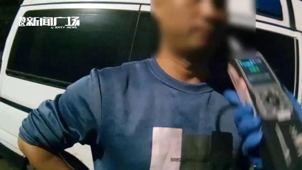 神操作！为躲查酒驾，一男子竟把车开进交警大院……