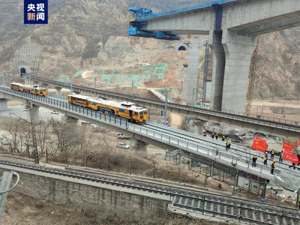 历时17个月建设陇海铁路宝鸡至天水段改线工程顺利开通 历时17个月建设陇海铁路宝鸡至天水段改线工程顺利开通