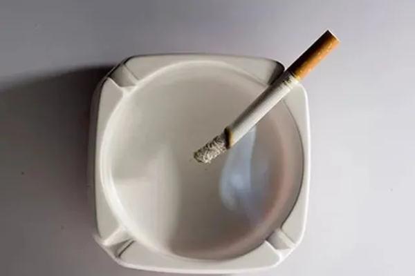 预防小火亡人,从安全用电用火用气开始 预防小火亡人,从安全用电用火用气开始