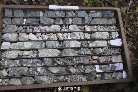 我国在河南发现新矿物倪培石 我国在河南发现新矿物倪培石