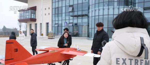 打造发展“新赛道” 低空经济“起飞”催生万亿级大市场 打造发展“新赛道” 低空经济“起飞”催生万亿级大市场