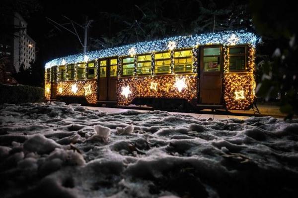 这辆电车，开往冬日的童话世界