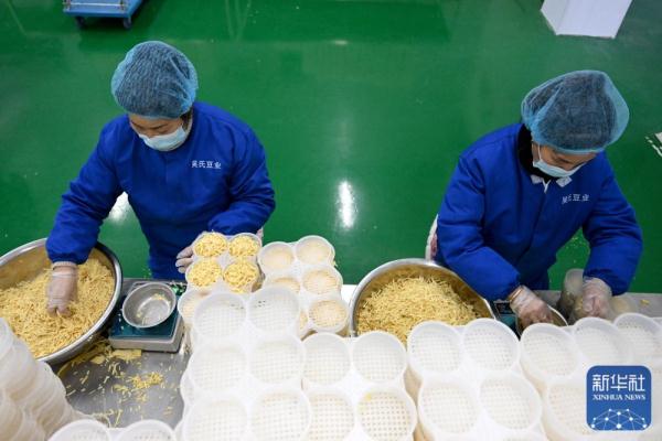 安徽淮南：牛肉汤飘香幸福味