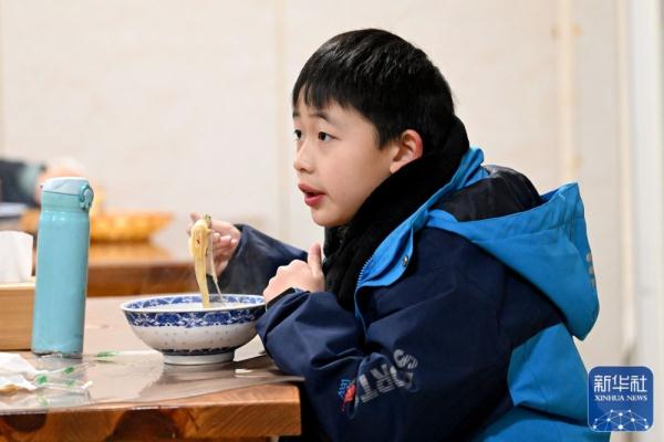 安徽淮南：牛肉汤飘香幸福味