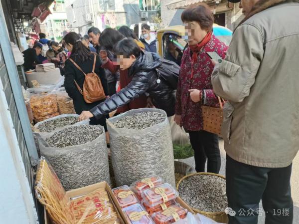 要涨价了！杭州一大早排起长队，卖疯了！87岁老大爷：怎么今年还要...