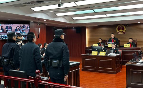 陕西一供热公司员工将居民用暖状态改为空置，截留23万暖气费