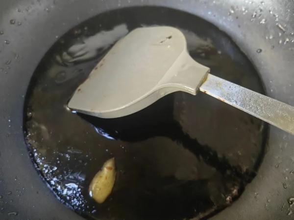 排骨年糕你会做吗？在家轻松get上海味道！