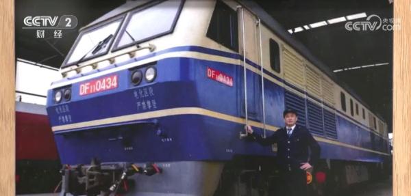 一大批高铁密集开通 在“飞驰”中感受国家发展速度