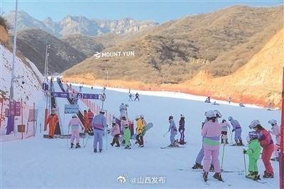 山西景区推出“冰雪＋”产品 激活冬季旅游市场