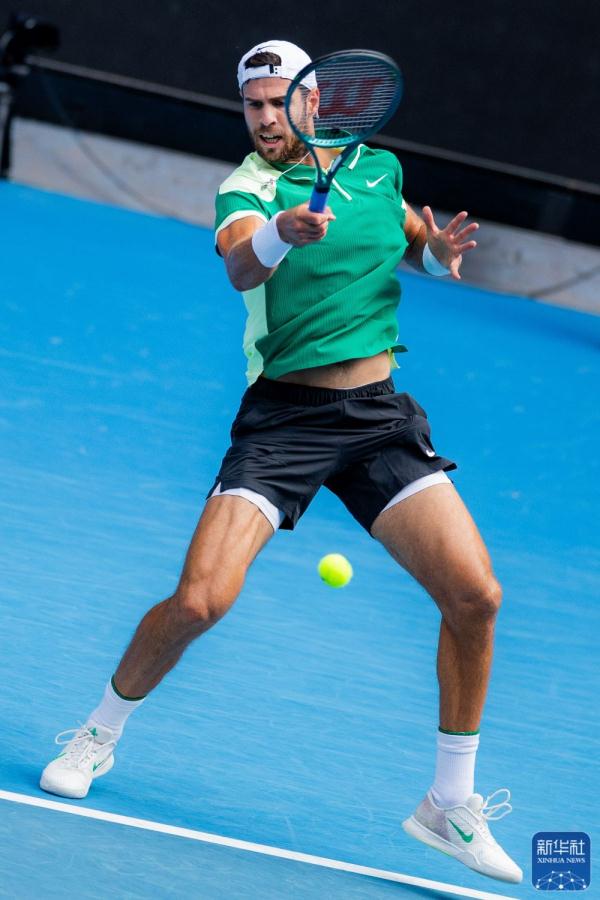 澳网:辛纳晋级八强 澳网:辛纳晋级八强