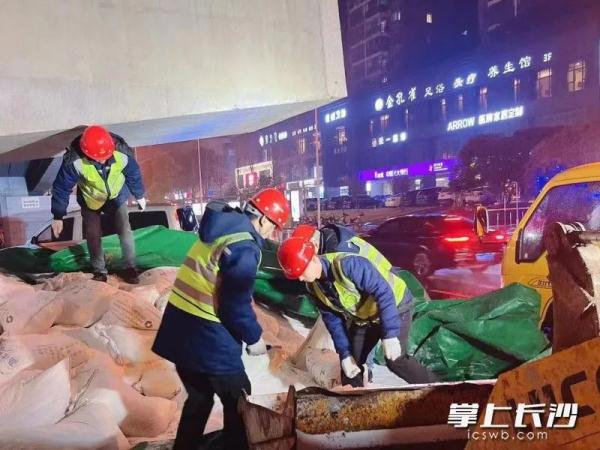 长沙大雪会下多久?路况如何?最新消息来了! 长沙大雪会下多久?路况如何?最新消息来了!
