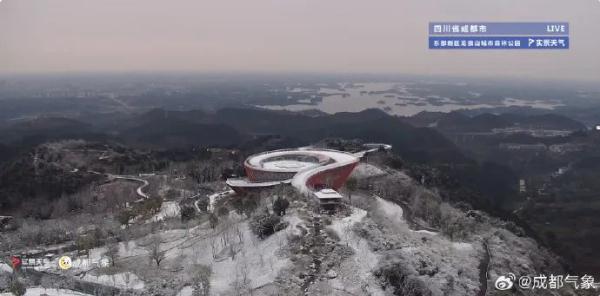 昨夜，成都加入降雪群聊！