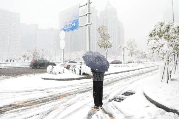 广东下雪了！省防冻Ⅳ级应急响应启动…深圳最低温将降至5℃以下！