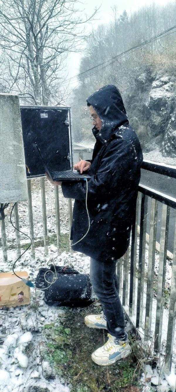 雪还在下！湖南多地暴雪刷屏，有人彻夜默默守护