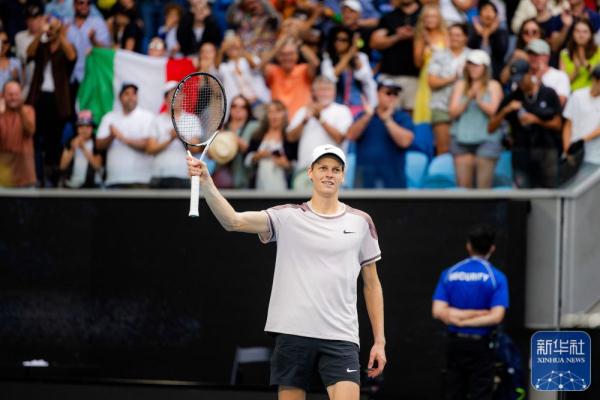 澳网:辛纳晋级八强 澳网:辛纳晋级八强