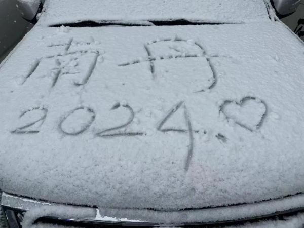 广西真的下雪了！“天寒地冻”模式开启，北海至涠洲岛航线停航