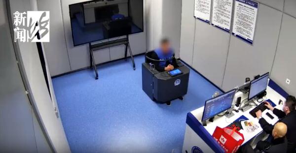 沪一男子夜宿自己车内,财物却凭空消失?一个关键细节... 沪一男子夜宿自己车内,财物却凭空消失?一个关键细节...