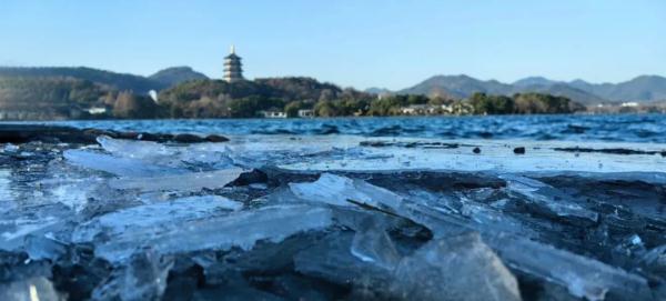 今早，西湖刷屏！杭州人朋友圈瞬间沸腾