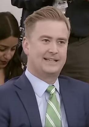 白宫记者会一幕:被问“拜登思维敏锐度”,发言人与记者“起争执” 白宫记者会一幕:被问“拜登思维敏锐度”,发言人与记者“起争执”