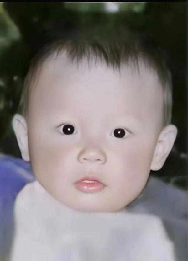 小儿子被拐到广东27年,今天一家终于团聚! 小儿子被拐到广东27年,今天一家终于团聚!