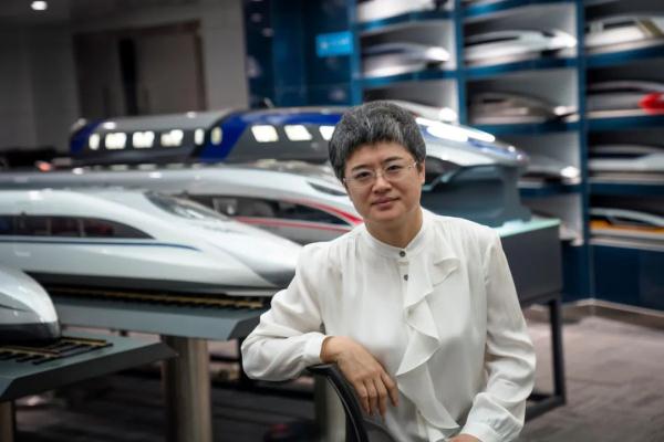 高铁装备行业唯一女总工程师，她让中国高铁“飞”起来！
