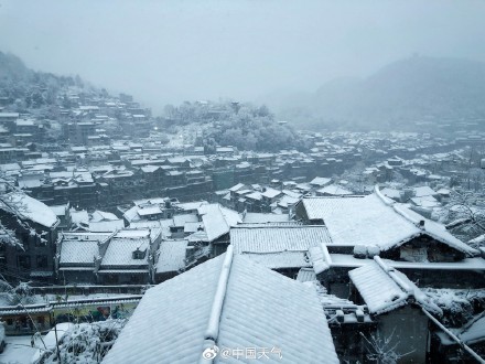 湖南暴雪已致1万多人受灾 湖南暴雪已致1万多人受灾