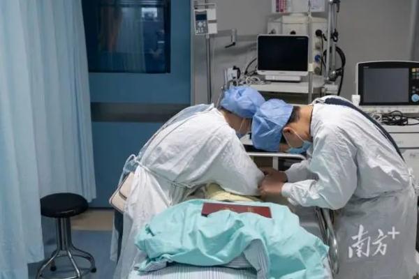 痛心！7时25分，江西的她走了