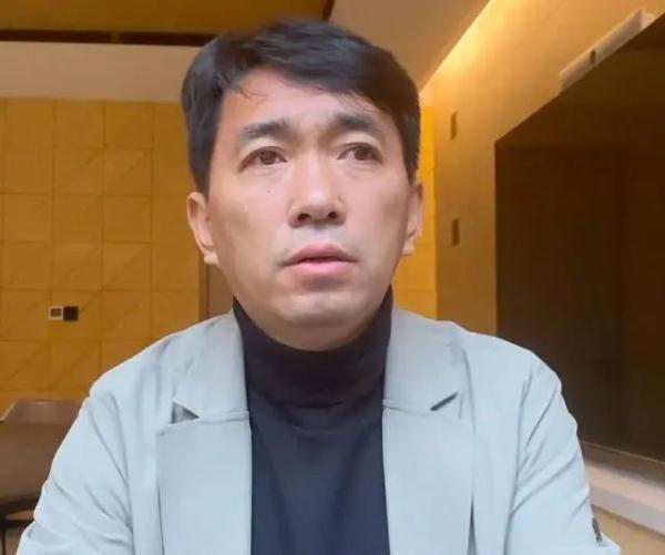 《花千骨》导演流泪道歉!赵丽颖昨发声 《花千骨》导演流泪道歉!赵丽颖昨发声