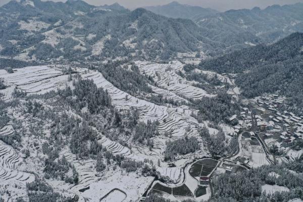 重庆秀山迎来降雪