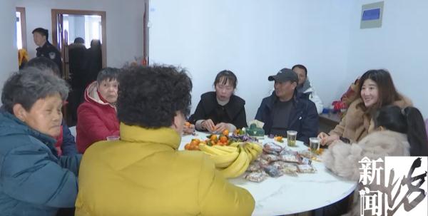 泪目!她与上海家人失散60年!17年后终于圆梦... 泪目!她与上海家人失散60年!17年后终于圆梦...