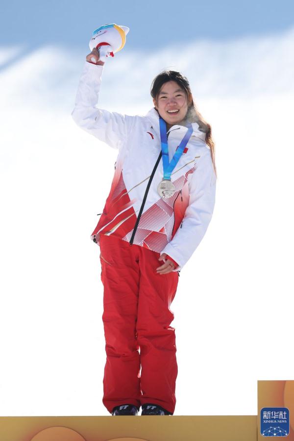 冬青奥会 | 韩林杉获自由式滑雪女子坡面障碍技巧亚军