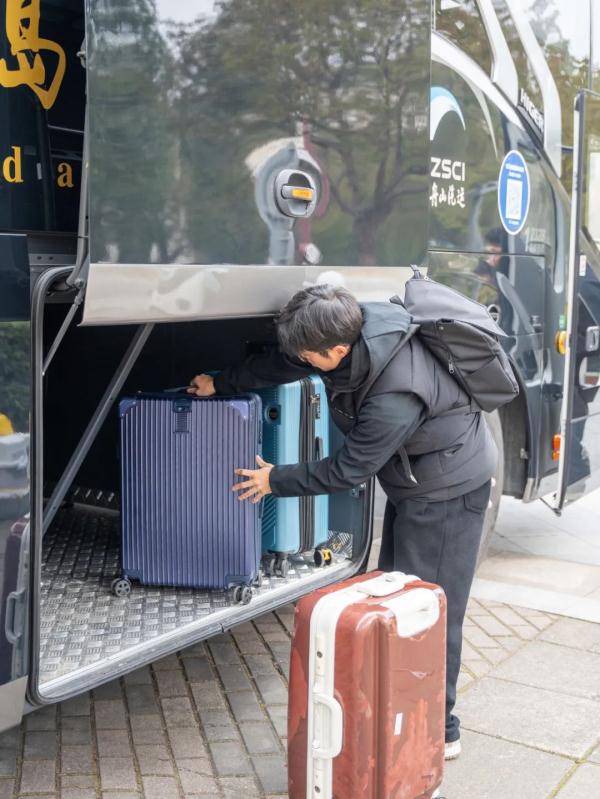 突然收到神秘短信？！“原来是他啊……”