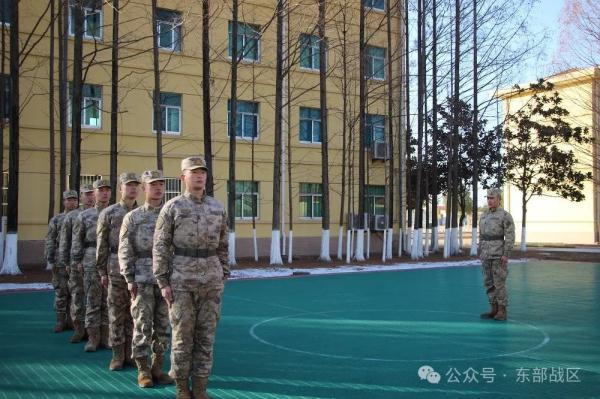 预提指挥军士,集合! 预提指挥军士,集合!
