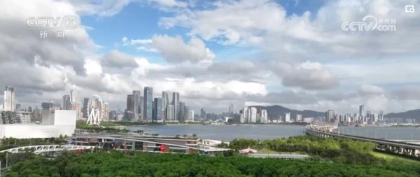 美丽中国稳幸福 扮“靓”生态底色 百姓共享清新“蓝”怡人“绿”