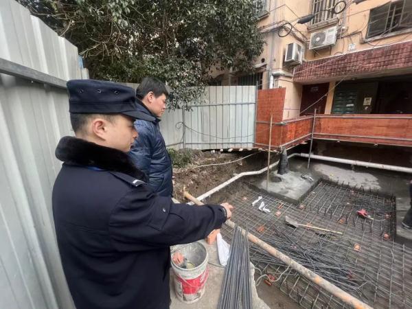 勿让小问题变成大冲突，“三所联动”工作机制为小区加装电梯按下“加速键”