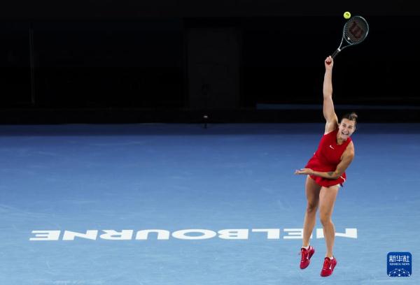 澳网：萨巴伦卡晋级女单决赛