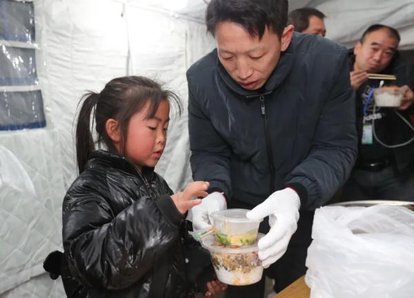 一定要找到每一名失联人员！镇雄县“1·22”山体滑坡灾害搜救实录