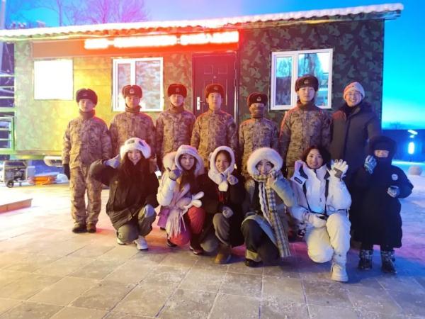 双向奔赴,“折耳根”和“中国最北哨位”官兵的互动很暖心 双向奔赴,“折耳根”和“中国最北哨位”官兵的互动很暖心