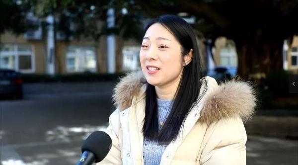 雪夜“教科书式”救人的女司机，职业：教书育人