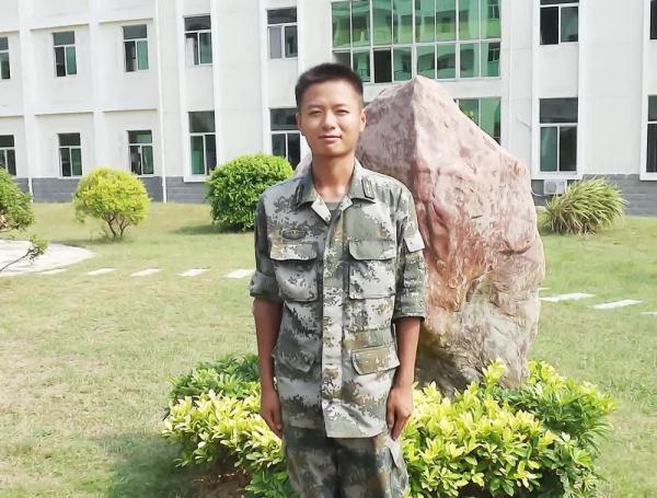 双军人夫妻,同立三等功! 双军人夫妻,同立三等功!